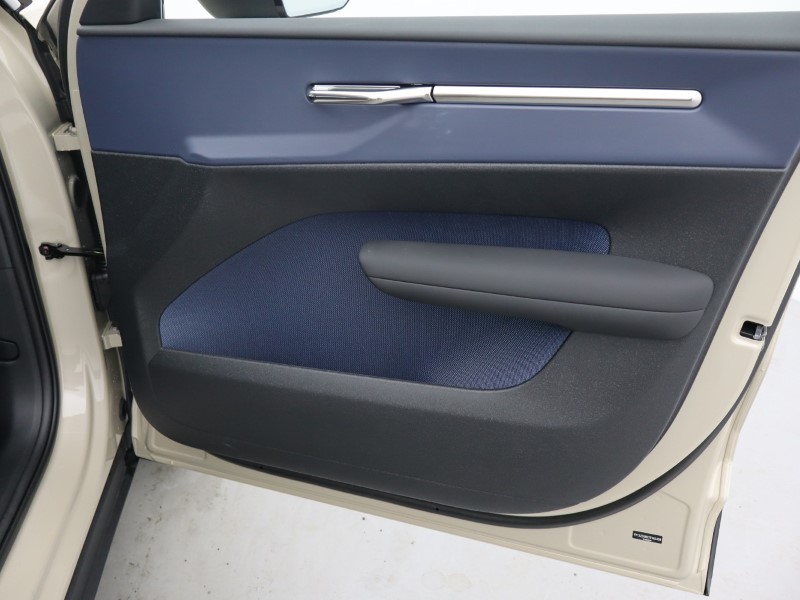 Used Volvo EX30 2025 for sale - 76981168: Photo 25