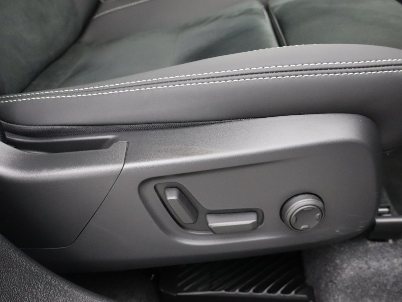 Used Volvo XC40 2025 for sale - 77005483: Photo 37