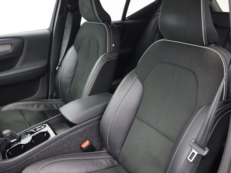 Used Volvo XC40 2021 for sale - 77127647: Photo 39