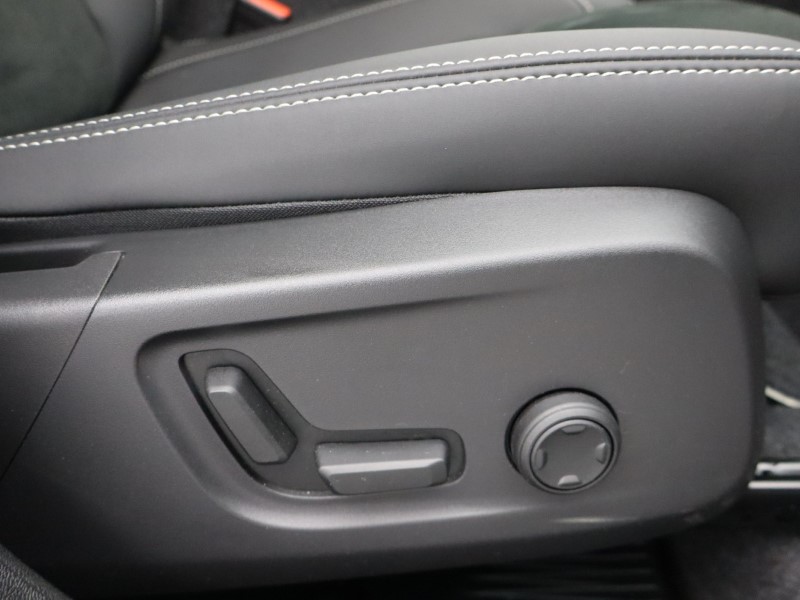 Used Volvo XC40 2025 for sale - 76981346: Photo 21