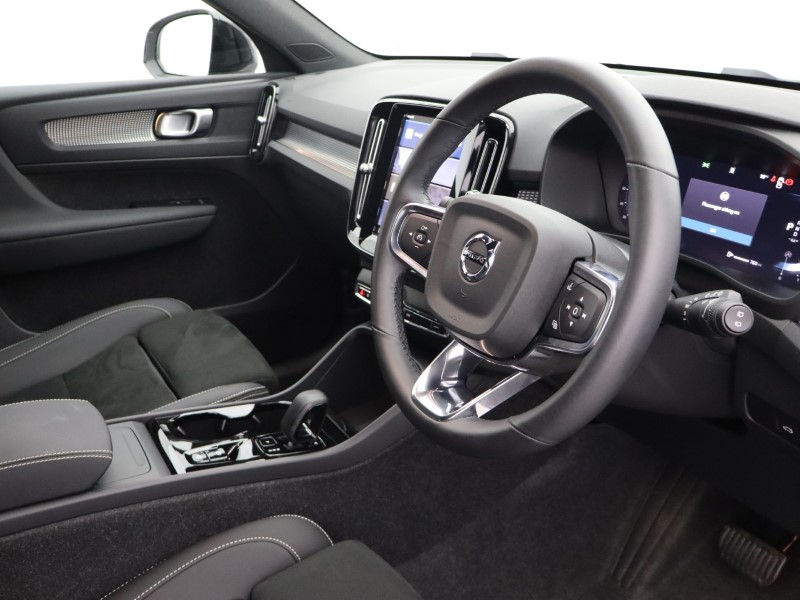 Used Volvo XC40 2025 for sale - 76981346: Photo 24