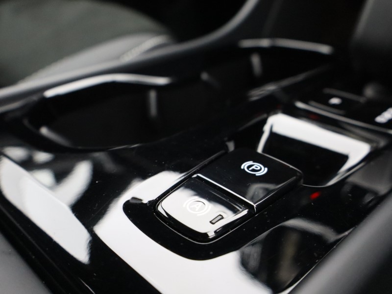 Used Volvo XC40 2025 for sale - 76981346: Photo 44