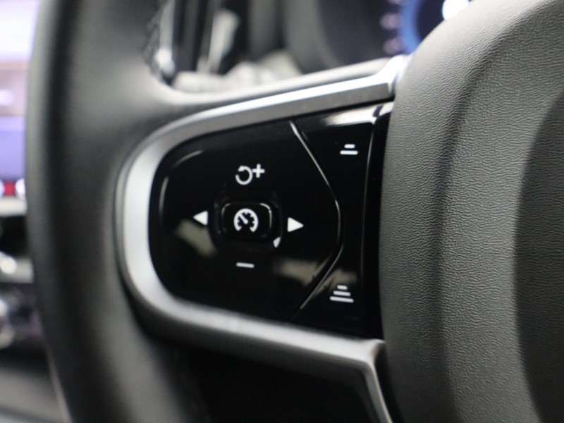 Used Volvo XC60 2025 for sale - 76981412: Photo 36