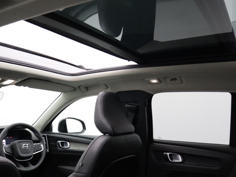 Used Volvo XC40 2023 for sale - 78092981: Photo 28