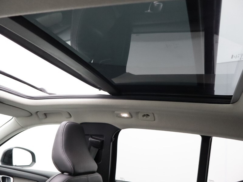 Used Volvo XC40 2023 for sale - 78092981: Photo 29