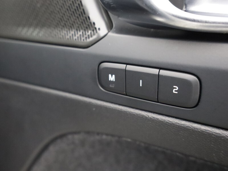 Used Volvo XC40 2023 for sale - 78092981: Photo 34