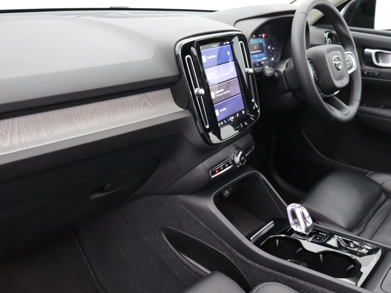 Used Volvo XC40 2023 for sale - 78092981: Photo 41