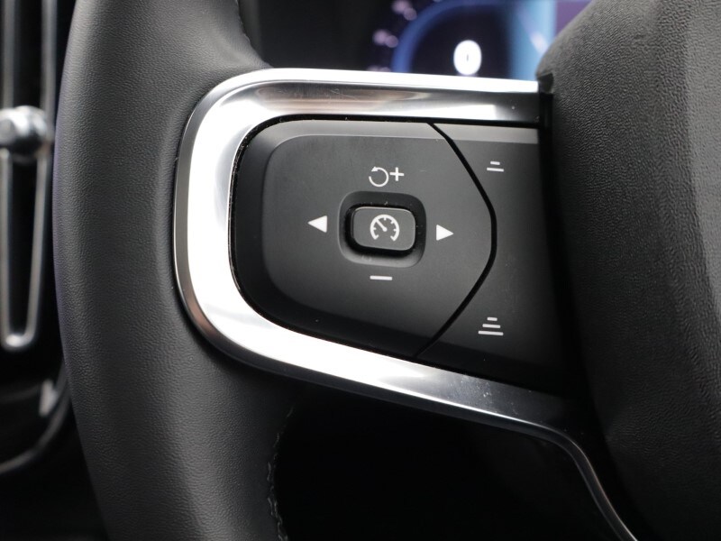 Used Volvo XC40 2023 for sale - 78092981: Photo 50