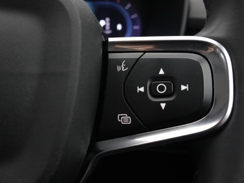 Used Volvo XC40 2023 for sale - 78092981: Photo 52