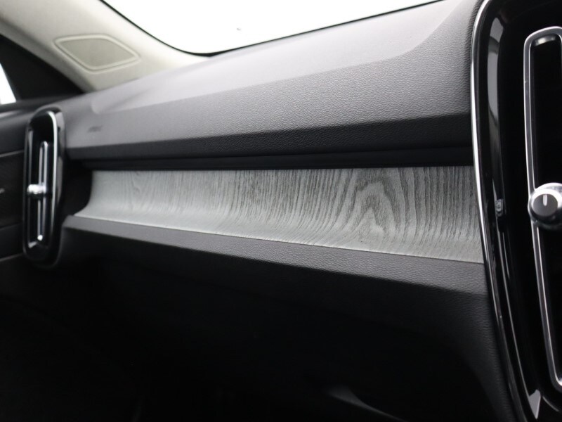 Used Volvo XC40 2023 for sale - 78092981: Photo 62