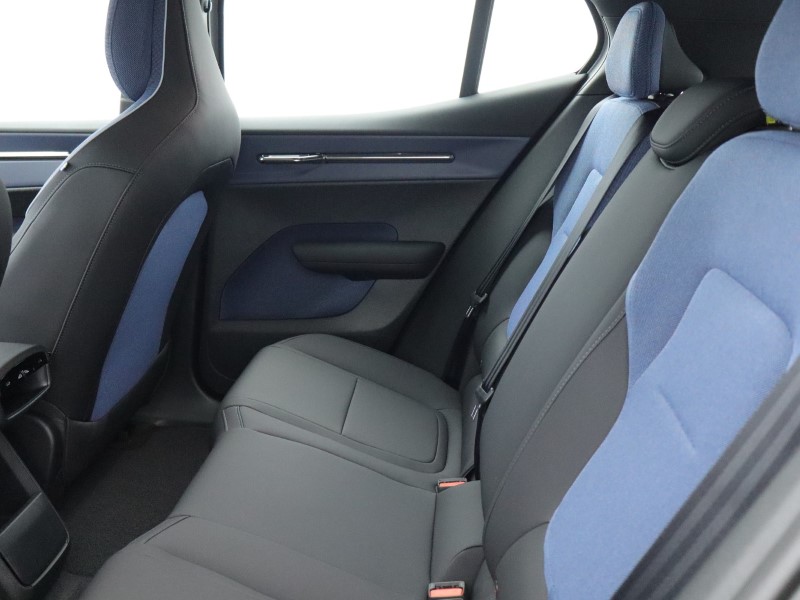 Used Volvo EX30 2025 for sale - 77640869: Photo 5