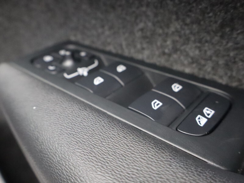 Used Volvo XC40 2025 for sale - 76981826: Photo 31