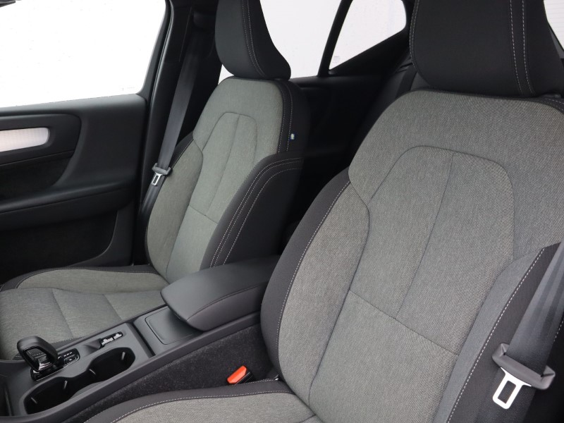 Used Volvo XC40 2025 for sale - 76981826: Photo 37