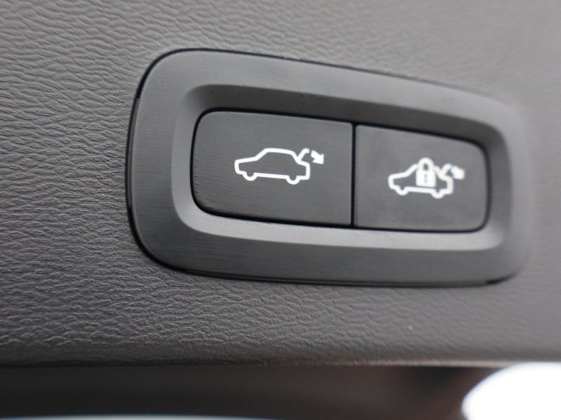 Used Volvo XC40 2025 for sale - 77170638: Photo 27