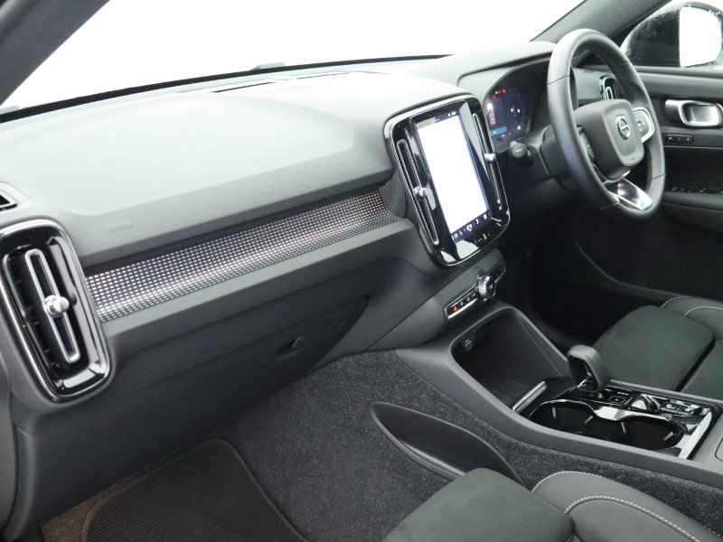Used Volvo XC40 2025 for sale - 77170638: Photo 38