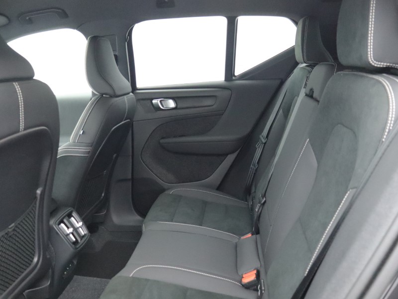 Used Volvo XC40 2025 for sale - 77170638: Photo 7