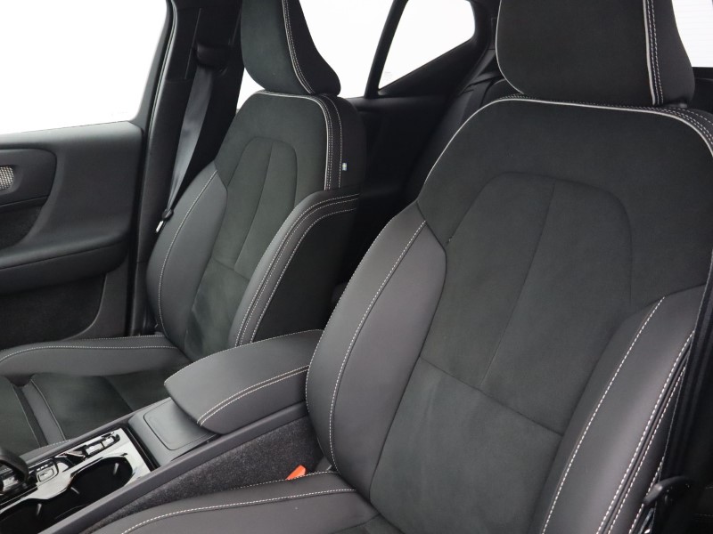 Used Volvo XC40 2025 for sale - 76981867: Photo 38