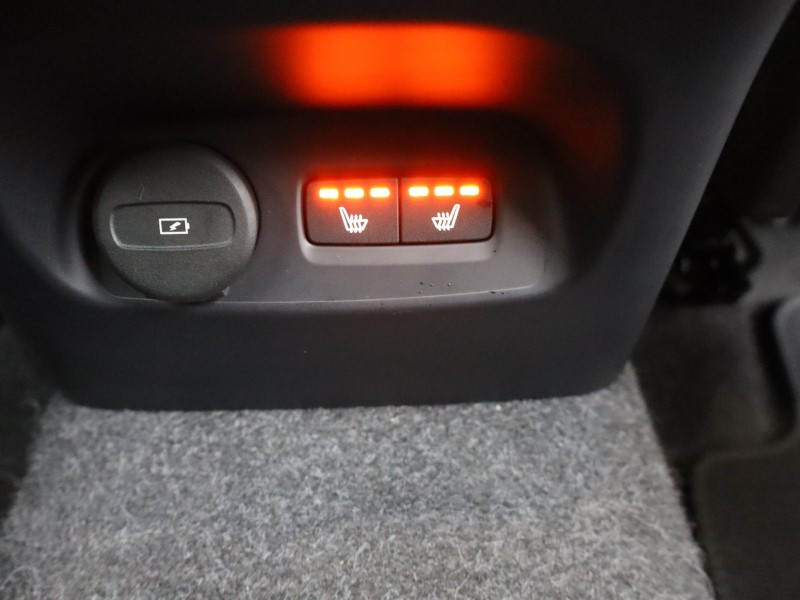 Used Volvo XC40 2025 for sale - 76981867: Photo 45