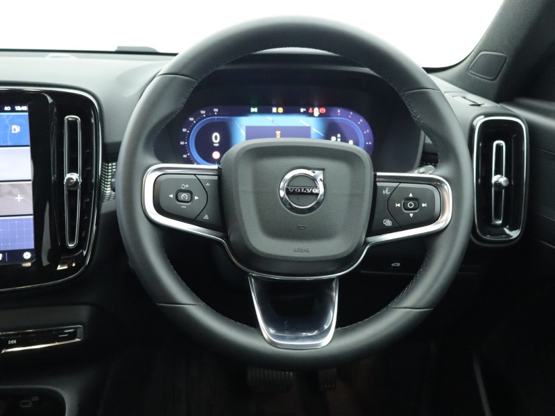 Used Volvo XC40 2025 for sale - 76981867: Photo 47