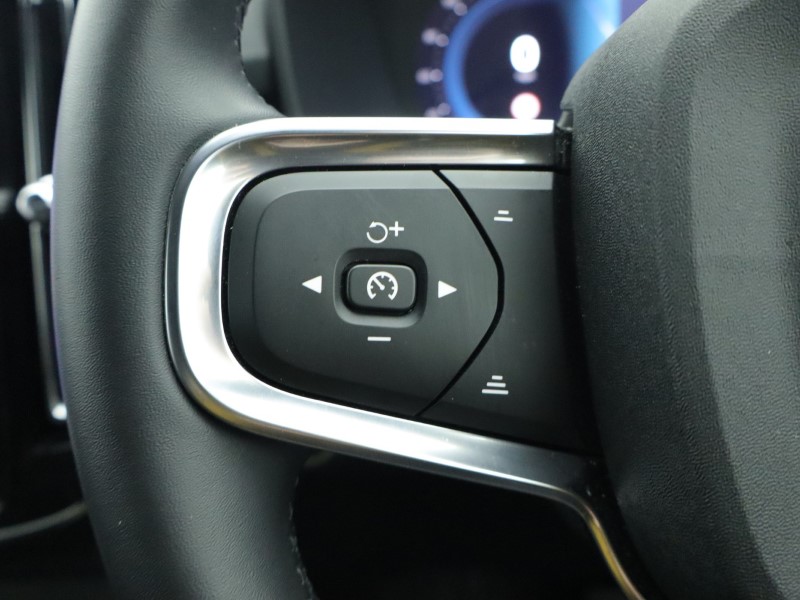 Used Volvo XC40 2025 for sale - 76981867: Photo 48