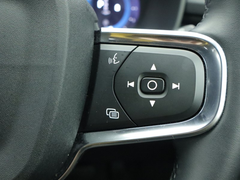 Used Volvo XC40 2025 for sale - 76981867: Photo 49