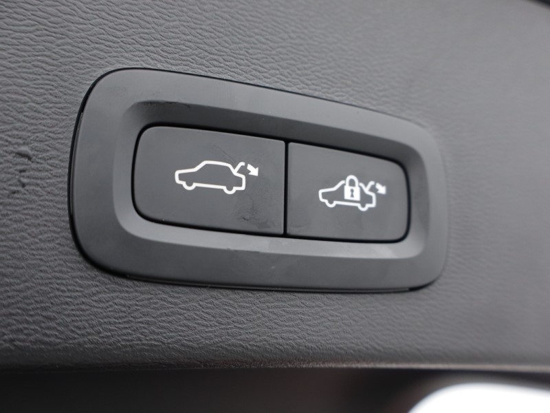 Used Volvo XC40 2025 for sale - 77005474: Photo 25