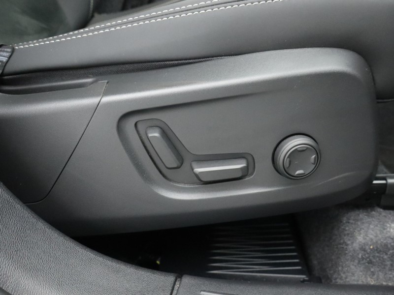 Used Volvo XC40 2025 for sale - 77005474: Photo 40