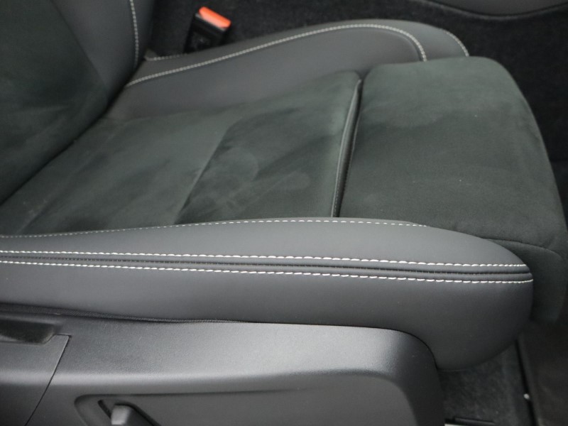 Used Volvo XC40 2025 for sale - 77005474: Photo 41