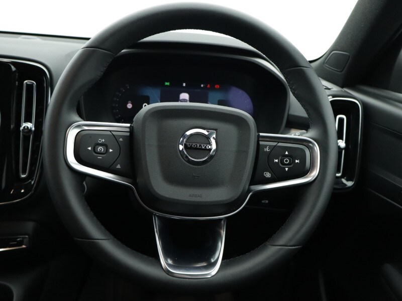 Used Volvo XC40 2025 for sale - 77005474: Photo 48