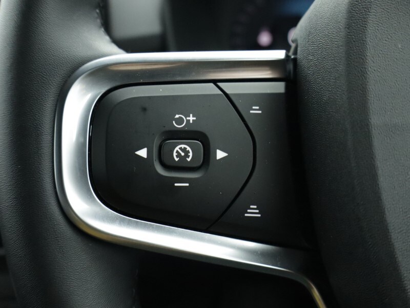 Used Volvo XC40 2025 for sale - 77005474: Photo 49