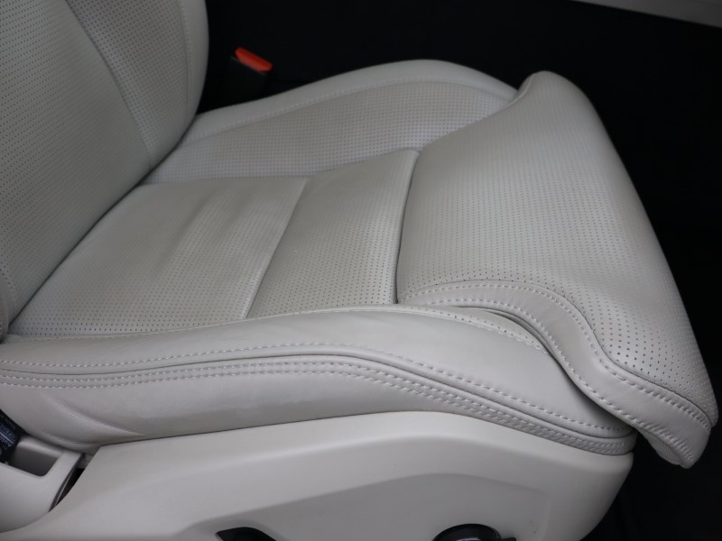 Used Volvo XC60 2020 for sale - 76981359: Photo 29