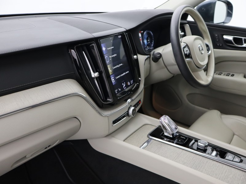 Used Volvo XC60 2020 for sale - 76981359: Photo 34