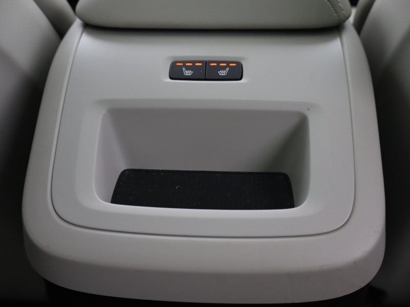 Used Volvo XC60 2020 for sale - 76981359: Photo 42