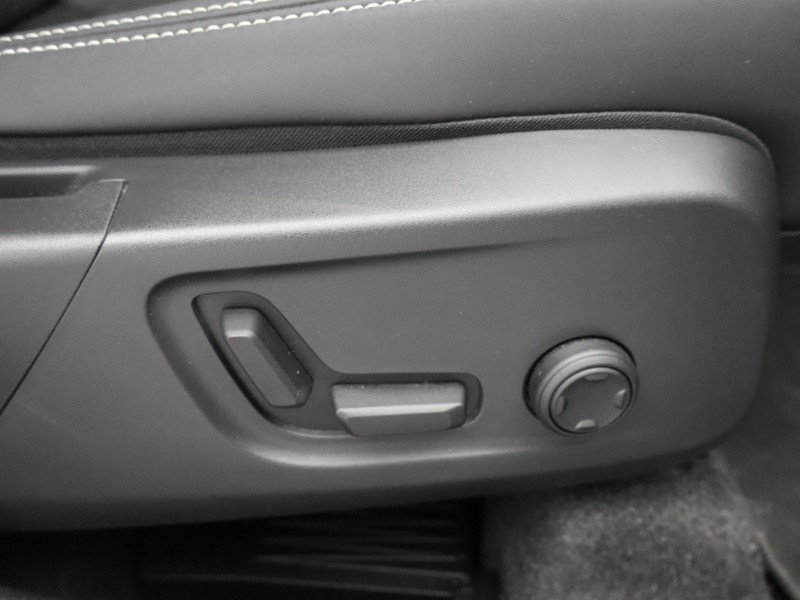 Used Volvo XC40 2025 for sale - 76980874: Photo 21