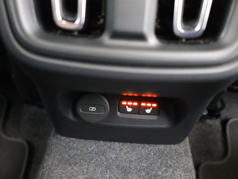 Used Volvo XC40 2025 for sale - 76980874: Photo 32