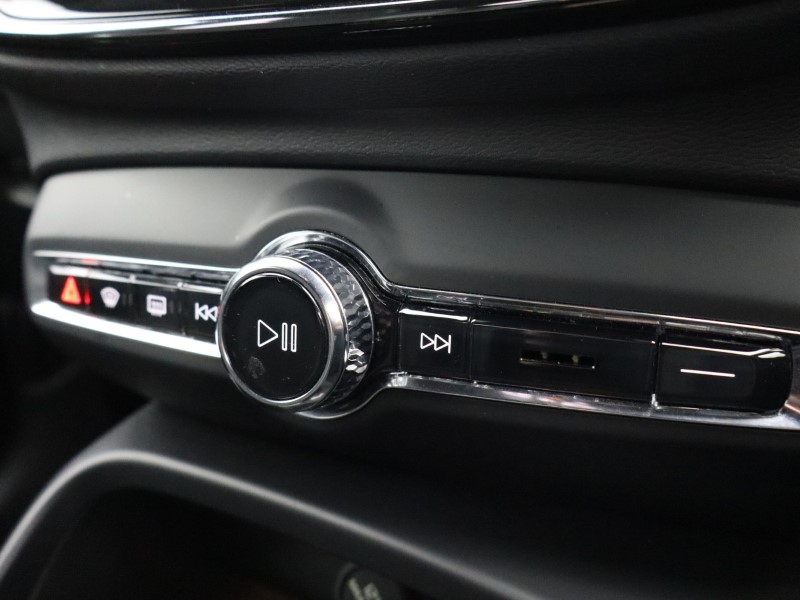 Used Volvo XC40 2025 for sale - 76980874: Photo 44