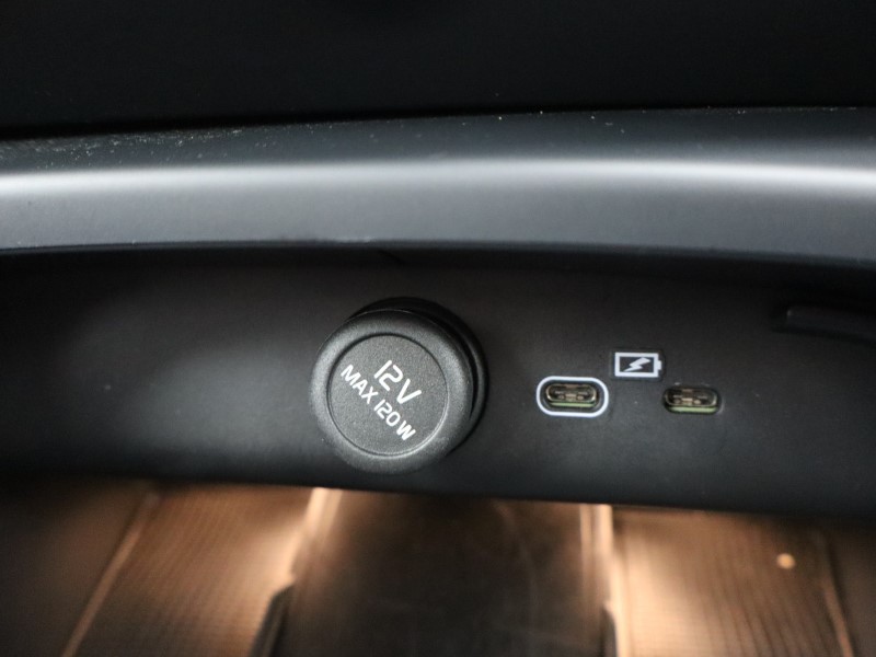 Used Volvo XC40 2025 for sale - 76980874: Photo 45