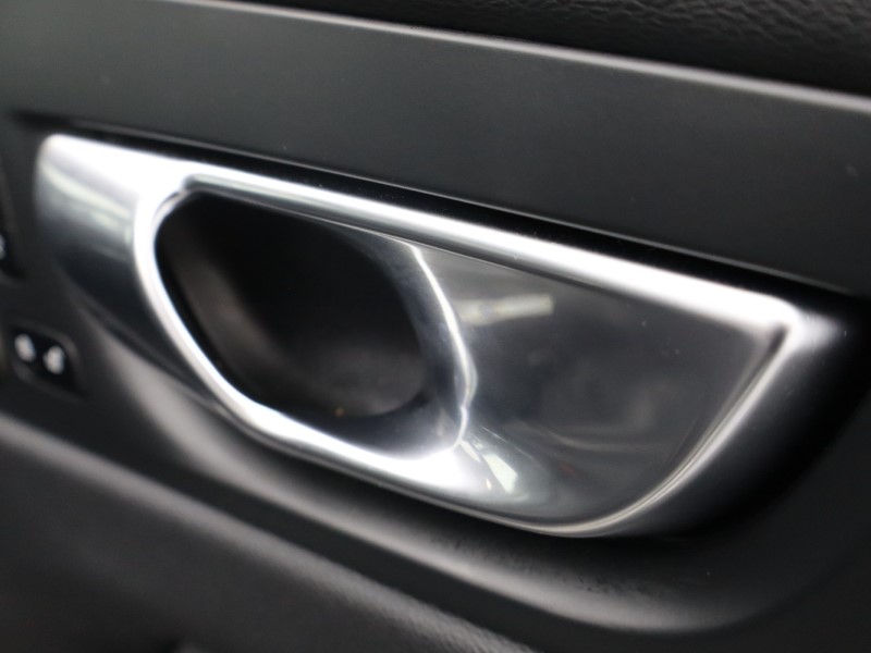 Used Volvo XC60 2025 for sale - 76981698: Photo 19