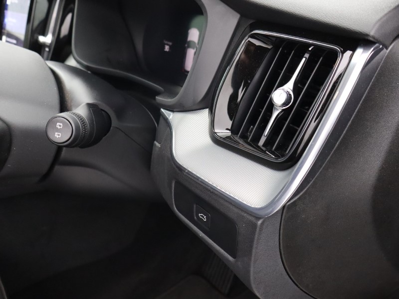 Used Volvo XC60 2025 for sale - 76981698: Photo 20