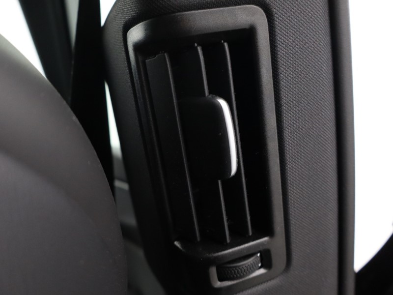 Used Volvo XC60 2025 for sale - 76981698: Photo 34