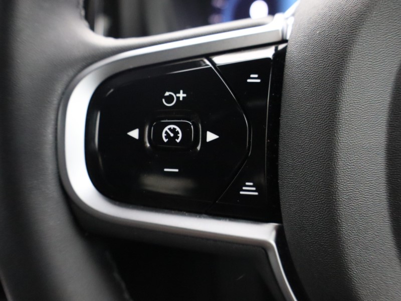 Used Volvo XC60 2025 for sale - 76981698: Photo 35