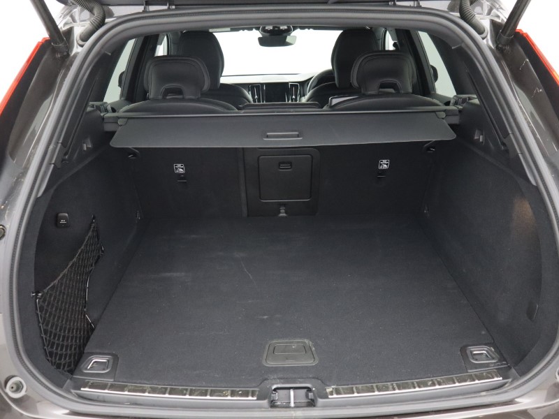 Used Volvo XC60 2025 for sale - 76981698: Photo 58