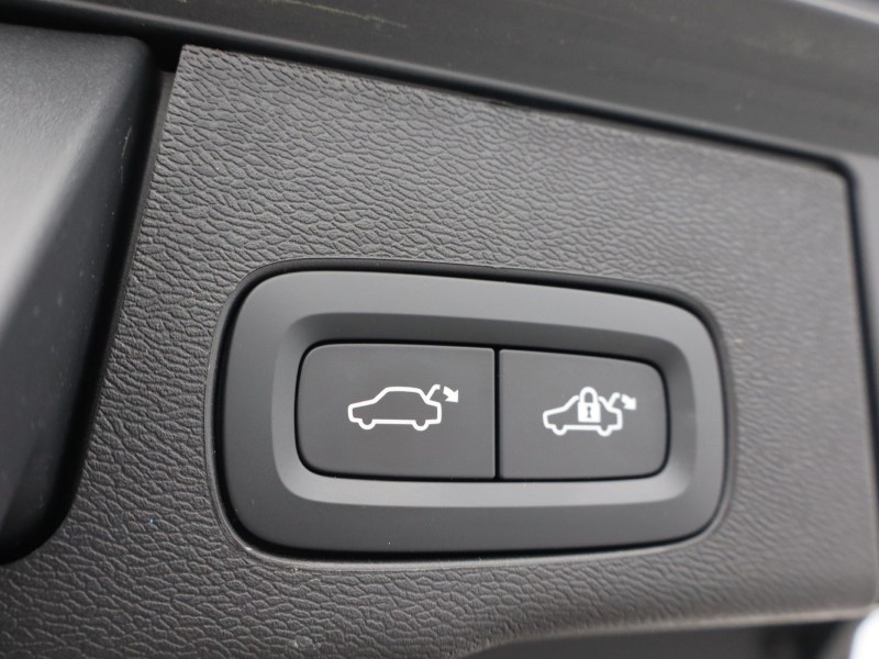 Used Volvo XC60 2025 for sale - 76981698: Photo 59