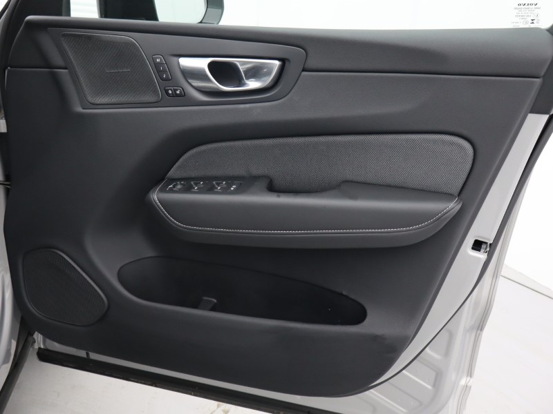 Used Volvo XC60 2025 for sale - 76981426: Photo 16