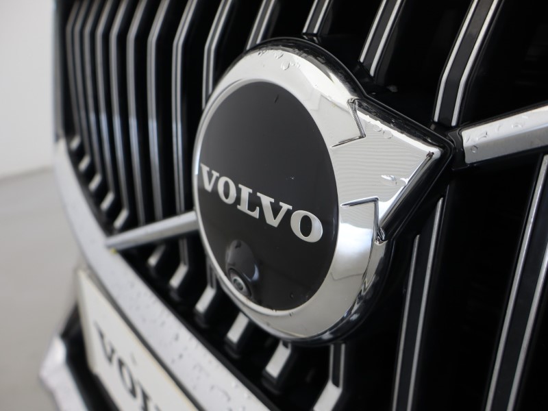 Used Volvo XC60 2023 for sale - 77950808: Photo 19