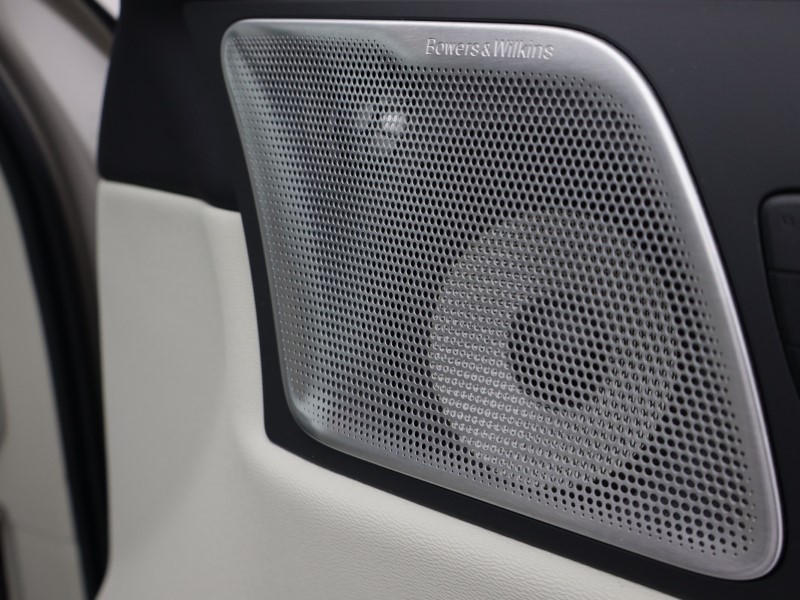 Used Volvo XC60 2023 for sale - 77950808: Photo 29