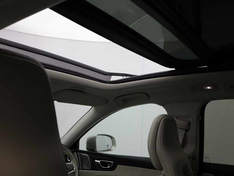 Used Volvo XC60 2023 for sale - 77950808: Photo 39