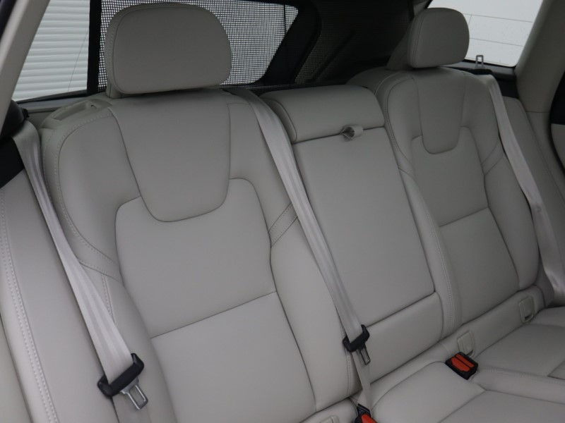 Used Volvo XC60 2023 for sale - 77950808: Photo 46