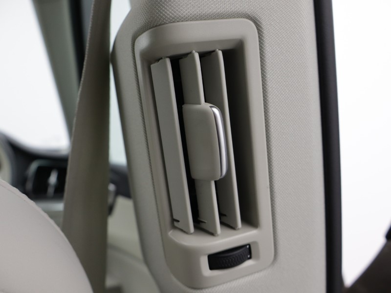 Used Volvo XC60 2023 for sale - 77950808: Photo 47