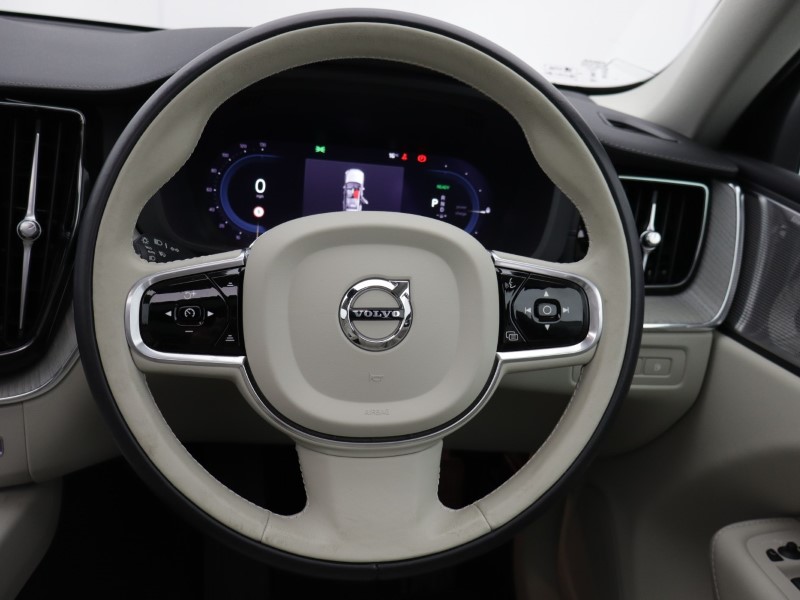 Used Volvo XC60 2023 for sale - 77950808: Photo 49